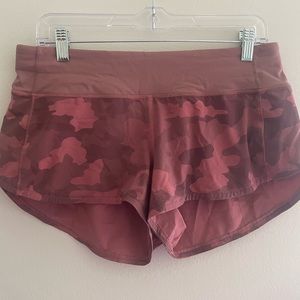 Lululemon Speed Up shorts Size 6